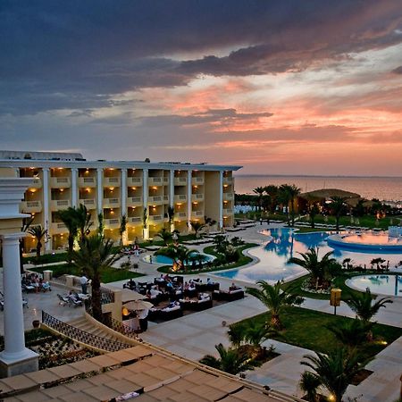 Royal Thalassa מונסטיר מראה חיצוני תמונה Sunset at the resort
